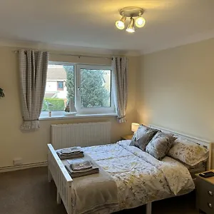 Homestay 35 Southerndown Avenue, Swansea